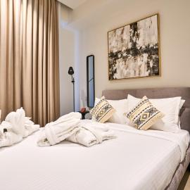 Cosy One-Bedroom Apartment in Mercury Tower by Zaha Hadid