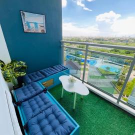 Beach Vibe Condo with PS4, Mini Karaoke, Board Games in Azure North San Fernando Pampanga