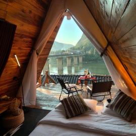 Pont Inn Nong Khiaw, hotel in Nongkhiaw