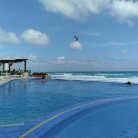 Ocean view Dream condo in resort with 2 pools