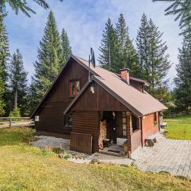 Cottage of Rising Sun, hotell i Goreljek