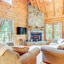 Pet Friendly! Riverfront Ellijay Cabin w/ Hot Tub