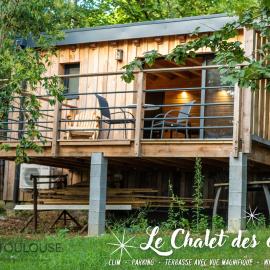 ORBIS - "Le Chalet des coteaux" - Cadre magnifique - Terrasse sans vis-à-vis - Parking privé - WiFi, Hotel in Castelginest