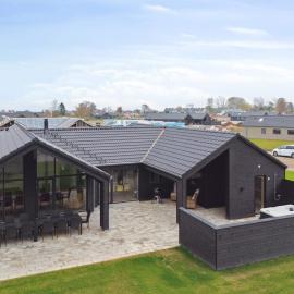 Luxury Retreat by Hasmark, hotel em Otterup