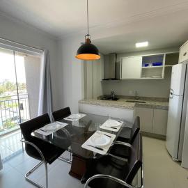 Apto Home Club 500m Praia Piçarras 20 min Beto Carrero - ANG905C, hotel in Piçarras