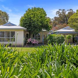 Surf Mist Retreat, hotel i Inverloch