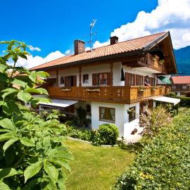 Ferienhaus Andreas, hotel a Krün