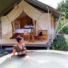 방글리에 위치한 호텔 Desa Air Hot Springs & Glamping