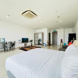 Pinnacle Pj by DeUrban