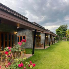 The Loft Baannaisuan, hotel in Chiang Rai
