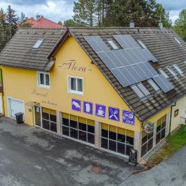 Penzion Flora, hotel sa Konstantinovy Lázně