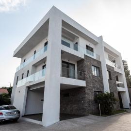 Elegant Four Bedroom Villa at Airport Accra
