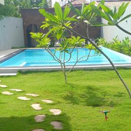 Ocean View tourist guest house at Negombo beach near the airport