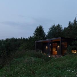 Konga Stay M - Private Jacuzzi Included, hotelli kohteessa Strakiškiai