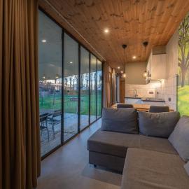 Tiny House 't klein geluk dichtbij Brugge met fiets', hotel a Wingene