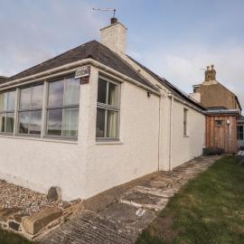 Bayside Cottage, hotel in Forres
