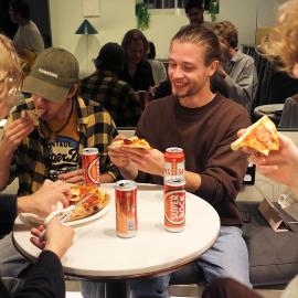 Gspot Hostels & Love Triangles Pizzeria, hotel i Lissabon