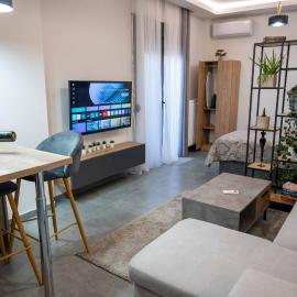 Nick's Crib, hotell i Síndos