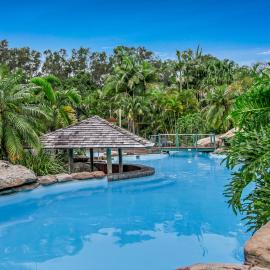 Luxury Beachside Villa- Aanuka Beach Resort