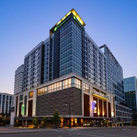 Holiday Inn & Suites Nashville Downtown - Broadway by IHG, hotel a Nashville