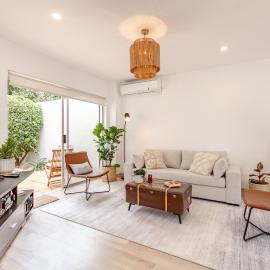 Dower Cottage, Edenvale: Edenvale şehrinde bir otel