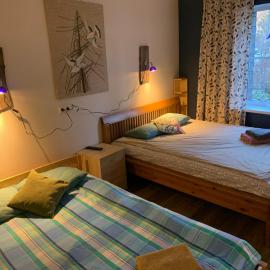 Delta11 - 2 bedrooms, 2 big beds, 1 single bed