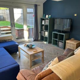 3 Bed Farnborough Air Accommodation, hotelli kohteessa Farnborough