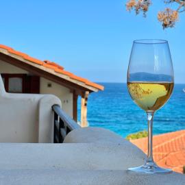 Marinos Studios and Apartments, hotel en Gialiskari