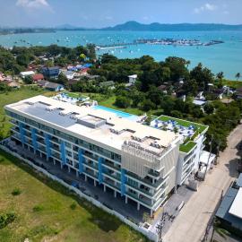 Chalong Marina Bay View Phuket, hotel in Rawai Beach
