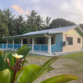 Sharnytas Guesthouse AIR CONDITIONED, Hotel in Avarua