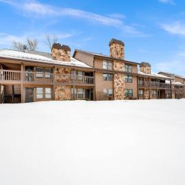 Wolf Creek Lodge Condo in Eden, UT - Relaxing Mountain Retreat, готель у місті Eden