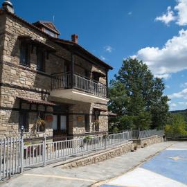 Seirios Guest House, hotel em Nestórion