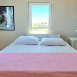 Close to IST Airport, Sea view& peaceful apartment