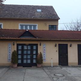 Zeke Szálláshely, hotel a Vác
