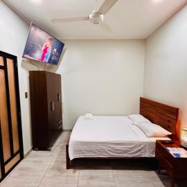 Habitación Céntrica en Iquitos - Casa Alemi 7, hotel u gradu Ikitos