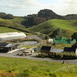 Kauri Ora Farmstay, hotel in Puhoi