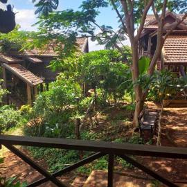 Garden View Lodge & Trekking Tours، فندق في راتاناكيري