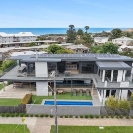 Esplanade Ultimate Luxury Pool & Ocean Views