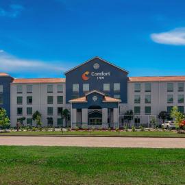 Comfort Inn Conroe، فندق في كونرو