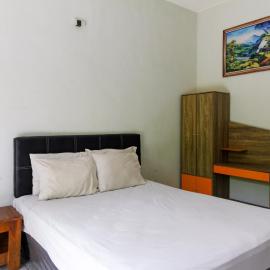 Bringkit में, होटल RedDoorz at Saren Anyar Homestay Lukluk