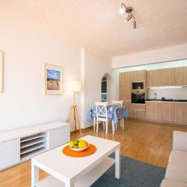 Apartment Ruca - Centrally & Modernized Apartment