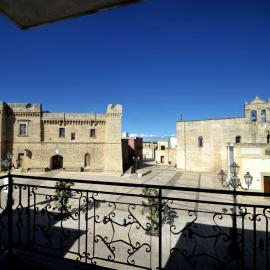 Al Castello Dimora in un Borgo Medioevale 10 posti, hotel v destinaci Torricella
