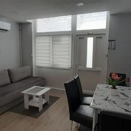 Apartment T & P