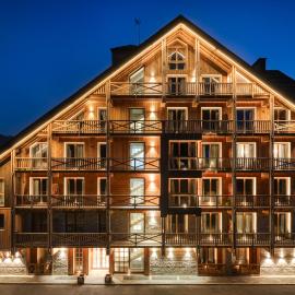 Le Case di Bart su Chalet superior Everest, hotel in Prato Nevoso