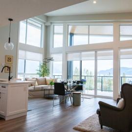 The Luna, New Penthouse w Patio, Lake and Mtn Views, hotel in Harrison Hot Springs