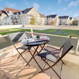 Studio Wi-Fi et balcon, très bien situé