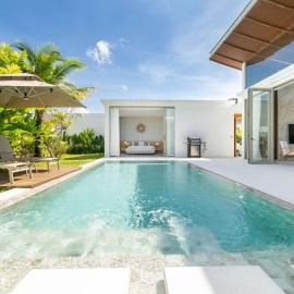 Luxury villa near Bangtao beach Free airport Pick up from 7 days, hotel di Bandar Phuket