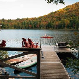 The Owl's Nest - Lakeside peacefulness ski & hiking, hotel en Austin