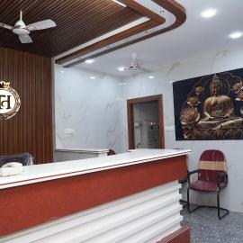 HOTEL THANVI iNN, hotel din Guntur
