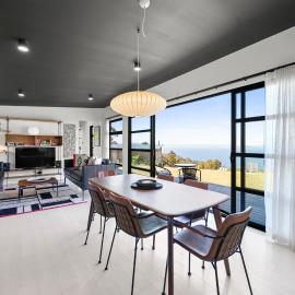 The Outlook on Mount Louis - 1 Bedroom - Stunning Views, Hotel in Tinderbox
